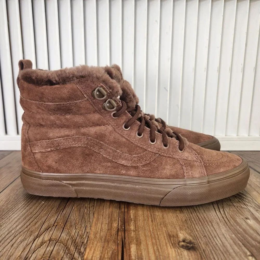 Vans Sk8-Hi MTE Hiking Sneakers Womens Size 9.5 Brown Suede Sherpa Shoes Boots